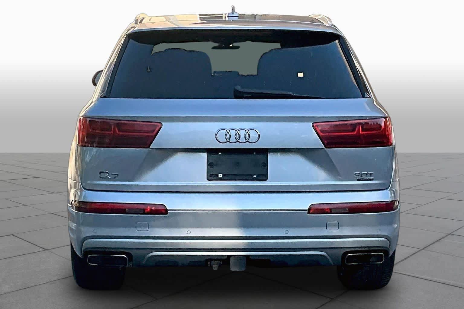 Used 2018 Audi Q7 3.0T Prestige w/ Prestige Package AWD/4WD image 9
