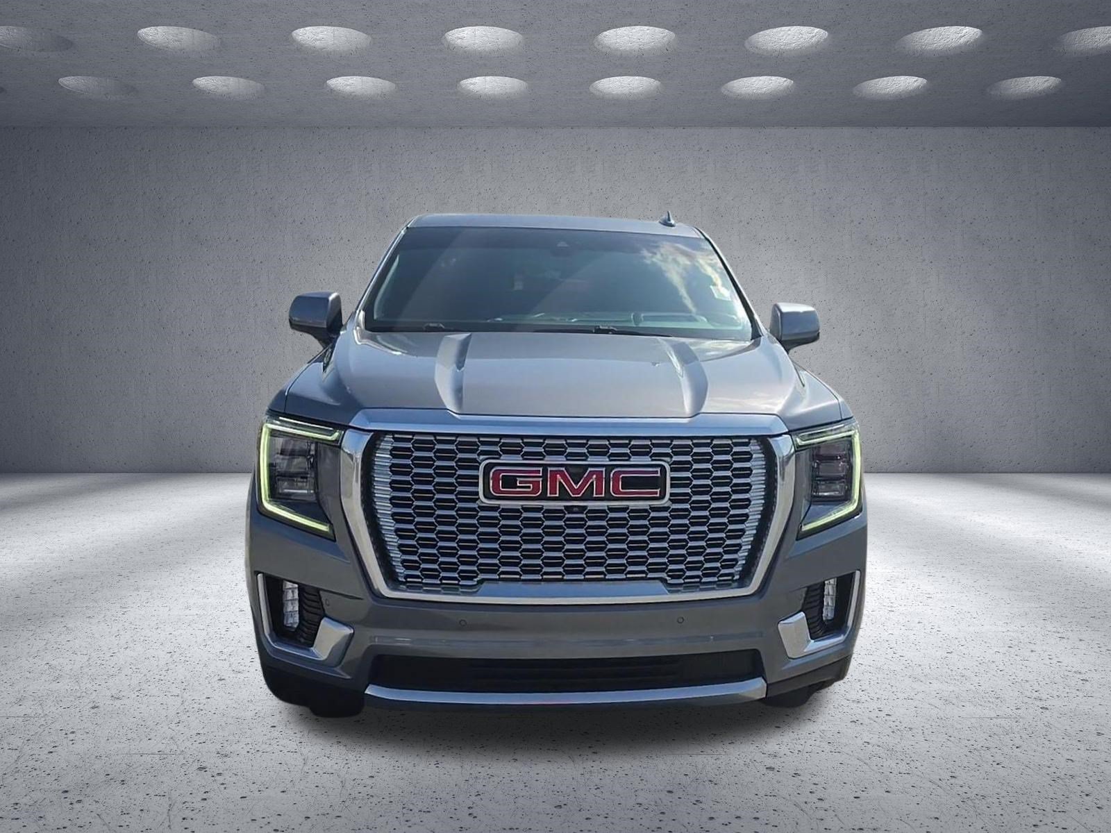 Used 2021 GMC Yukon Denali w/ Denali Ultimate Package RWD image 8
