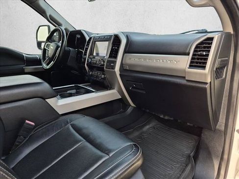 Used 2020 Ford F450 Lariat w/ Lariat Ultimate Package AWD/4WD image 22