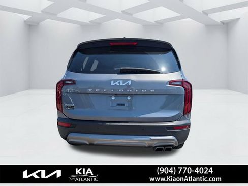 Used 2022 Kia Telluride SX AWD/4WD image 4