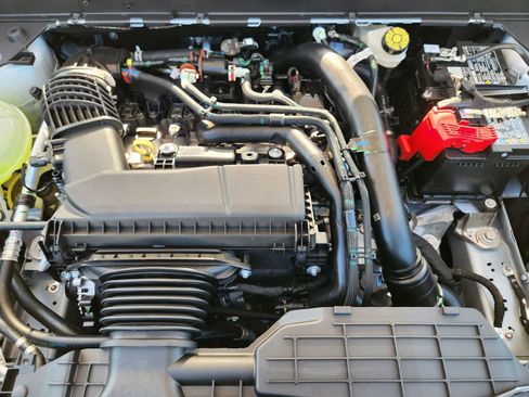 New 2025 Ford Maverick XLT w/ Equipment Group 302A image 23