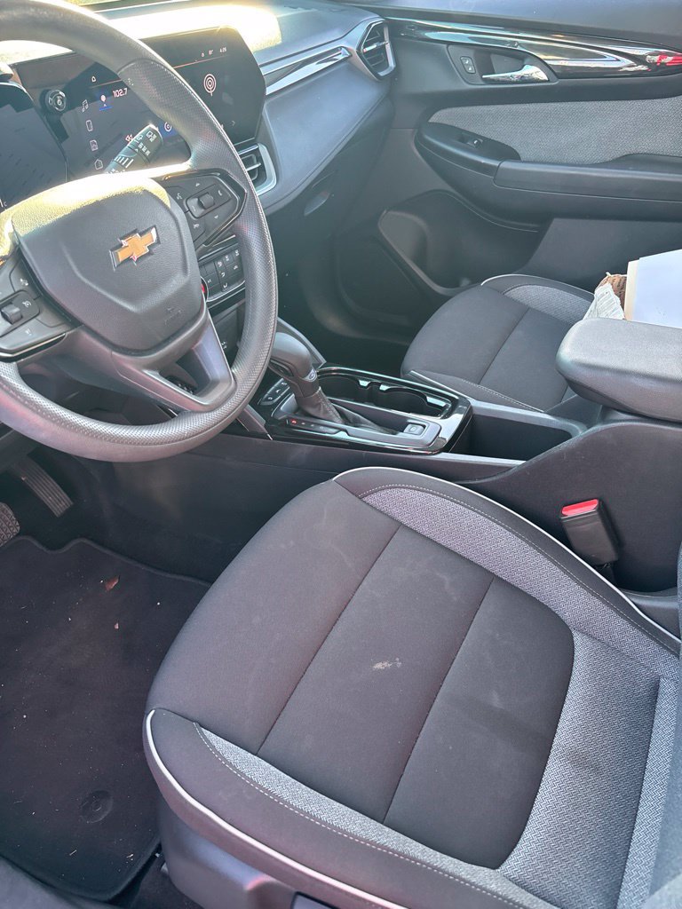 Used 2025 Chevrolet TrailBlazer LT AWD/4WD image 8