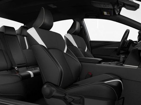 New 2026 Toyota Camry Hybrid FWD image 35