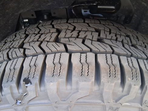 New 2026 Nissan Rogue SV image 32