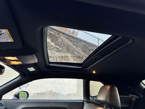 Used 2013 Dodge Challenger SRT8 w/ Harman Kardon Audio Group image 17