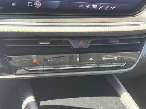 Used 2024 Buick Envision Preferred AWD/4WD image 26