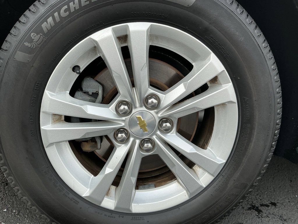 Used 2012 Chevrolet Equinox LT w/ Driver Convenience Package AWD/4WD image 4
