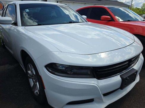 Used 2020 Dodge Charger SXT RWD image 1