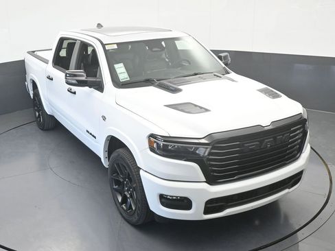 New 2026 RAM 1500 Laramie AWD/4WD image 54