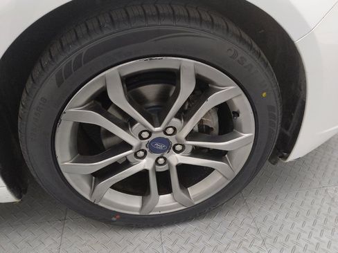 Used 2020 Ford Fusion SEL FWD image 31