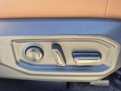 Used 2025 Toyota Tundra 1794 Edition image 29