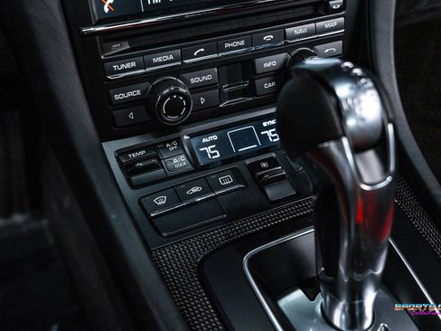 Used 2016 Porsche 911 GT3 RS image 30