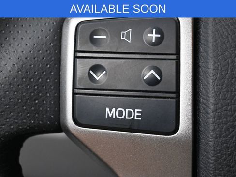 Used 2011 Toyota 4Runner SR5 w/ Premium Pkg w/Leather AWD/4WD image 17