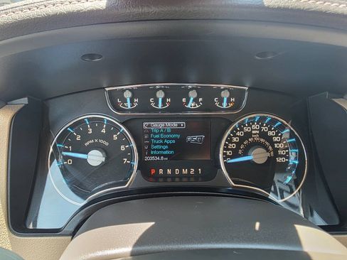 Used 2011 Ford F150 Lariat w/ Lariat Chrome Pkg AWD/4WD image 17