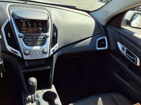 Used 2017 GMC Terrain SLE FWD image 4