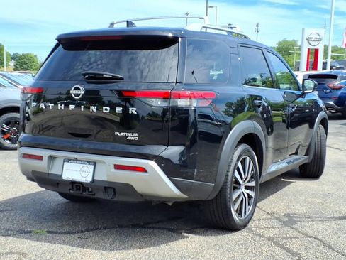 Certified 2023 Nissan Pathfinder Platinum w/ Cargo Package AWD/4WD image 3