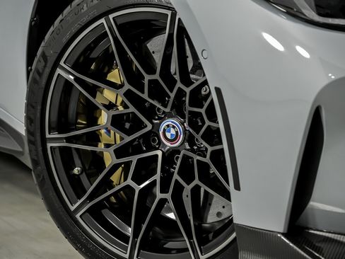 Used 2022 BMW M4 Competition w/ M Carbon Exterior Package image 4