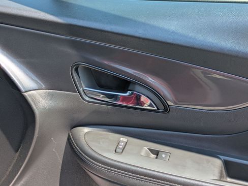 Used 2019 Buick Encore Preferred FWD image 38
