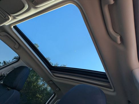 Used 2023 Subaru Forester Premium image 23