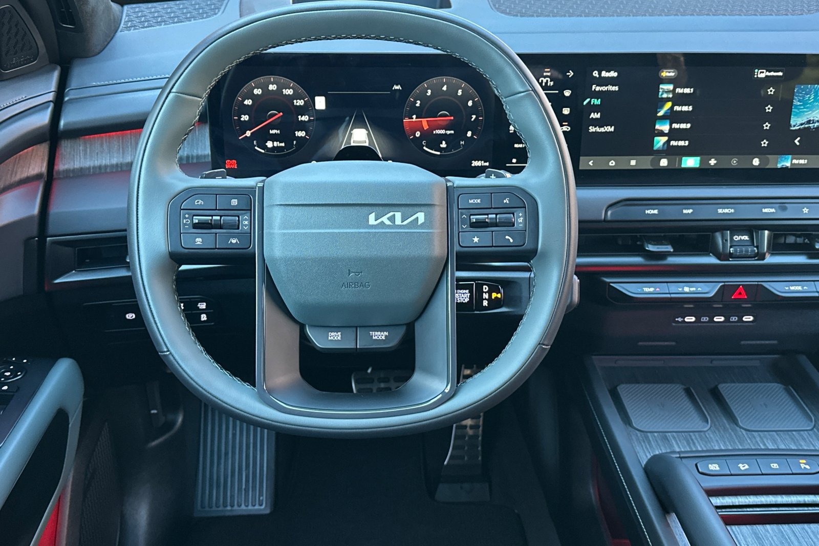 Certified 2027 Kia Telluride SX Prestige X-Line w/ Towing Package AWD/4WD image 14