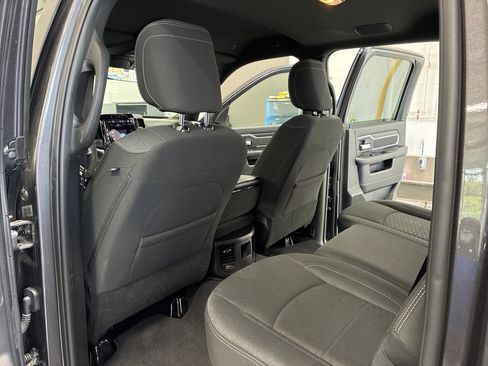 Used 2025 RAM 2500 Big Horn AWD/4WD image 13