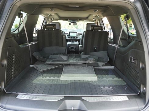 Used 2024 Chevrolet Suburban RST w/ Luxury Package AWD/4WD image 35
