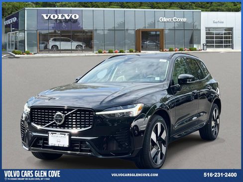Used 2025 Volvo XC60 T8 Plus w/ Protection Package Premier image 2