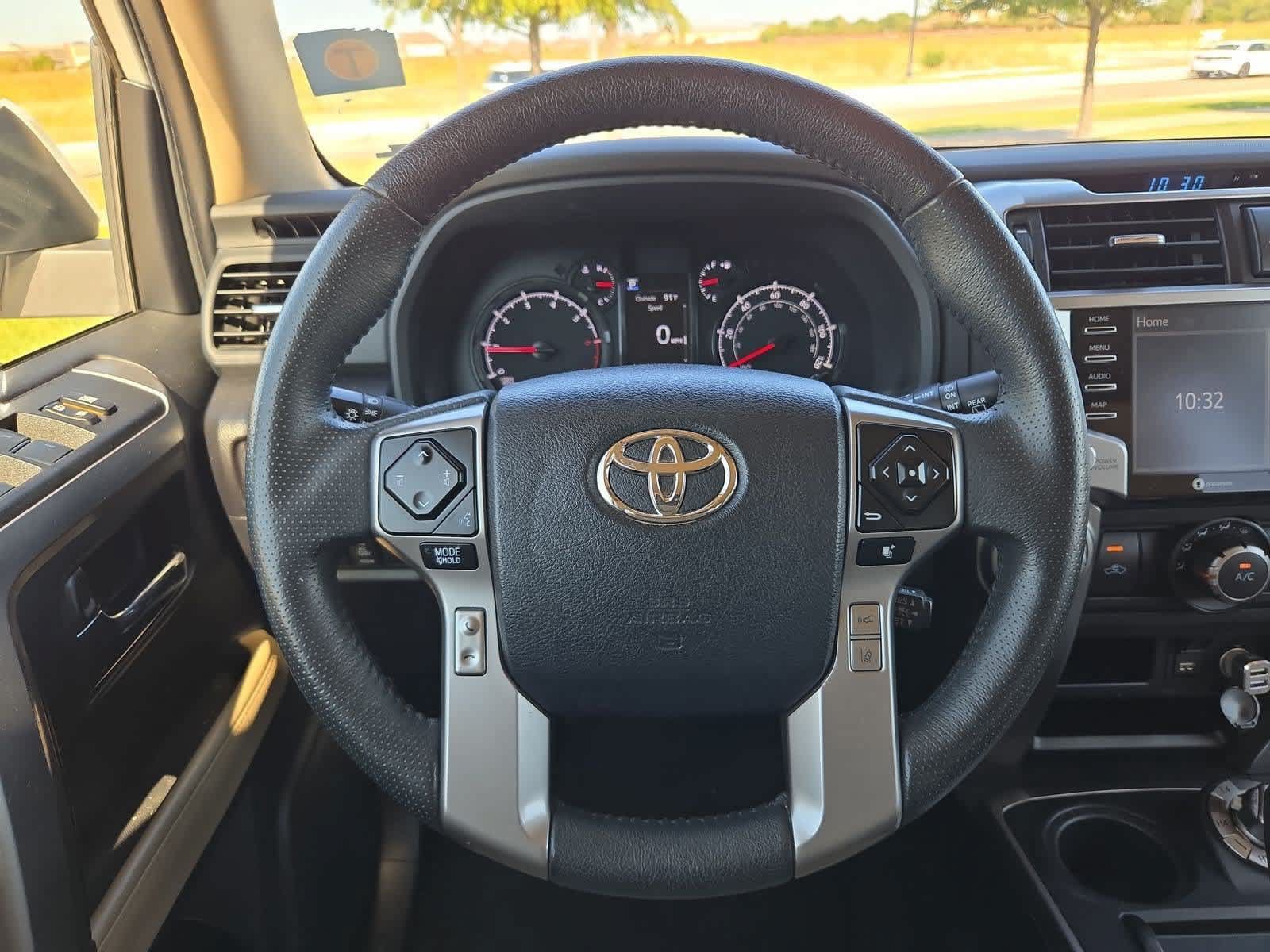 Used 2023 Toyota 4Runner SR5 AWD/4WD image 21