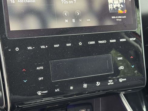 Used 2023 Hyundai Tucson Limited AWD/4WD image 17