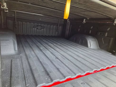 Used 2022 Chevrolet Silverado 1500 LT Trail Boss w/ Bed Protection Package AWD/4WD image 11