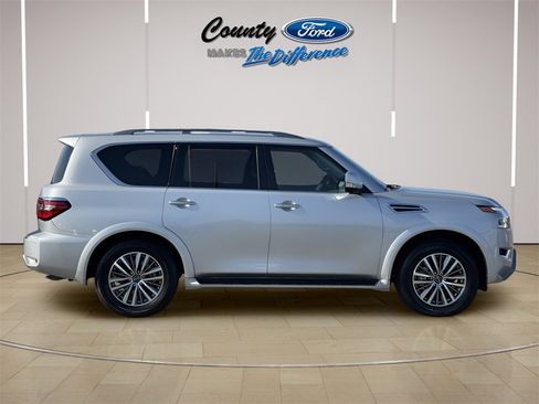 Used 2023 Nissan Armada SL w/ Captain's Chairs Package image 26