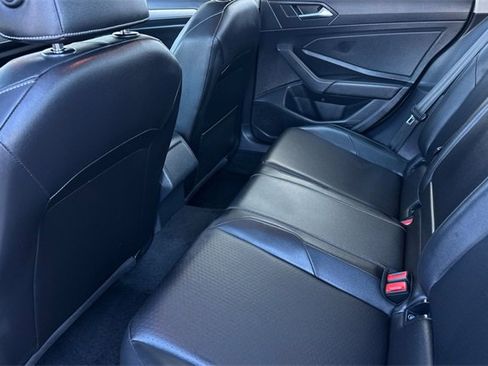 Used 2019 Volkswagen Jetta SE image 13