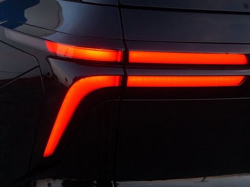 New 2026 Chevrolet Traverse Z71 w/ Driver Confidence Package image 32