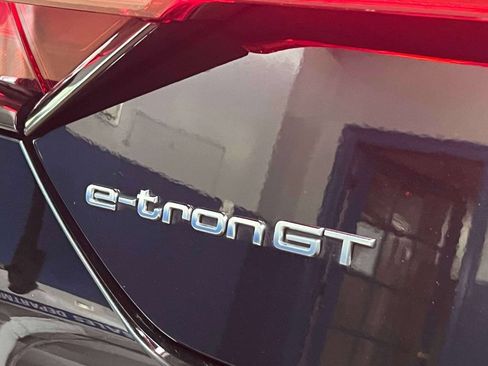 Used 2024 Audi e-tron GT Premium Plus AWD/4WD image 23