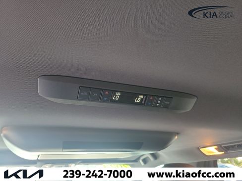 Used 2023 Toyota Sienna XSE w/ XSE Plus Package FWD image 16