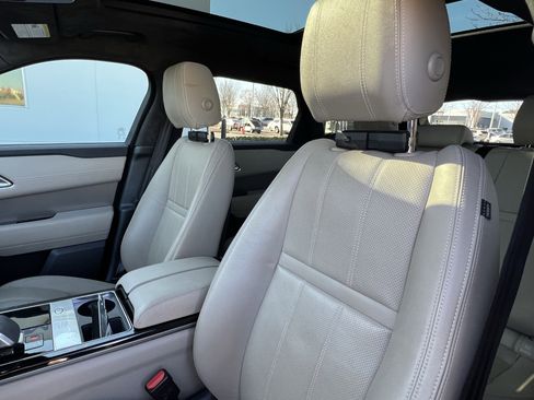 Used 2021 Land Rover Range Rover Velar S image 16