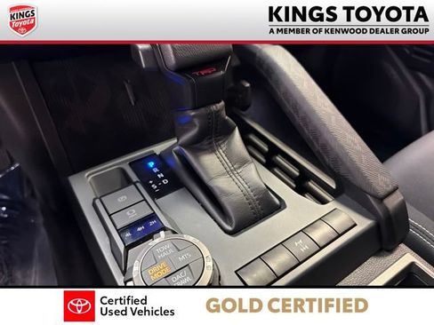 Certified 2024 Toyota Tacoma TRD Off-Road AWD/4WD image 21