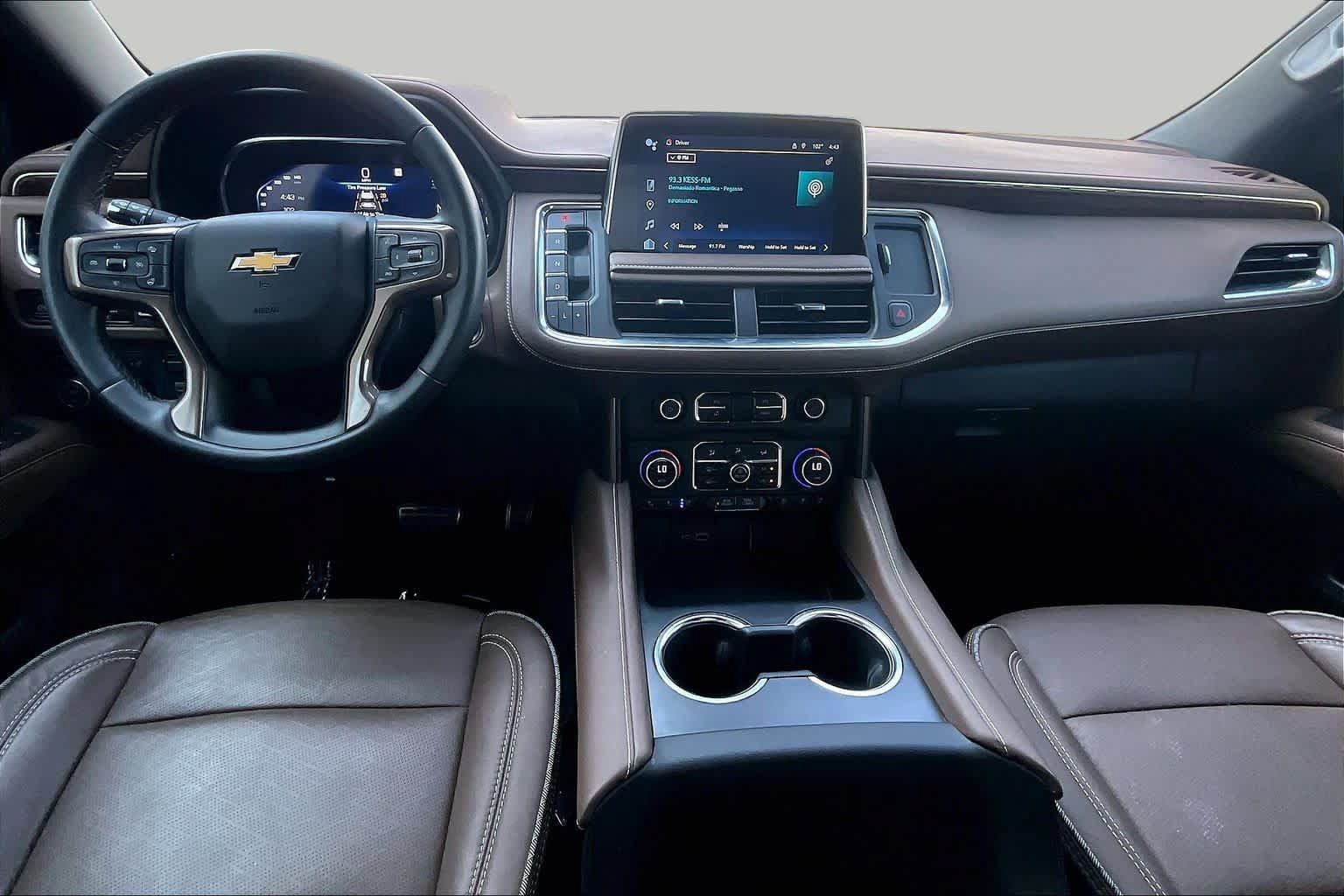 Used 2023 Chevrolet Suburban High Country AWD/4WD image 14
