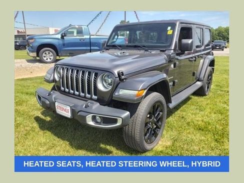 Used 2021 Jeep Wrangler Unlimited Sahara w/ Cold Weather Group AWD/4WD image 1