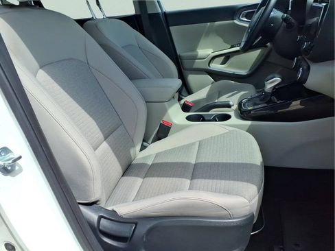 Used 2024 Kia Soul EX FWD image 13