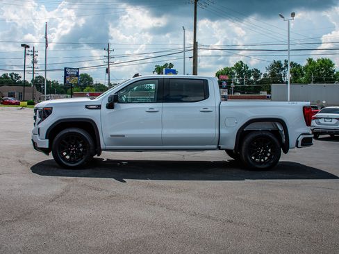 Used 2025 GMC Sierra 1500 Elevation image 4