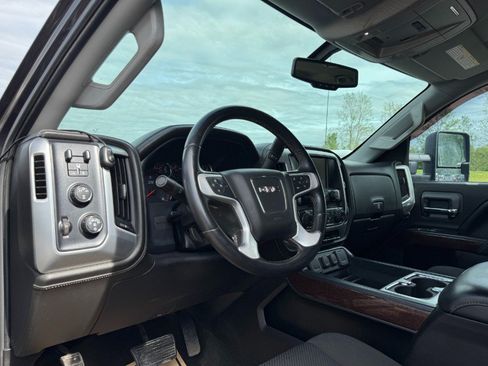 Used 2016 GMC Sierra 2500 SLE w/ SLE Preferred Package AWD/4WD image 14