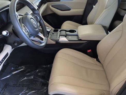 Certified 2023 Acura MDX w/Technology Package image 17