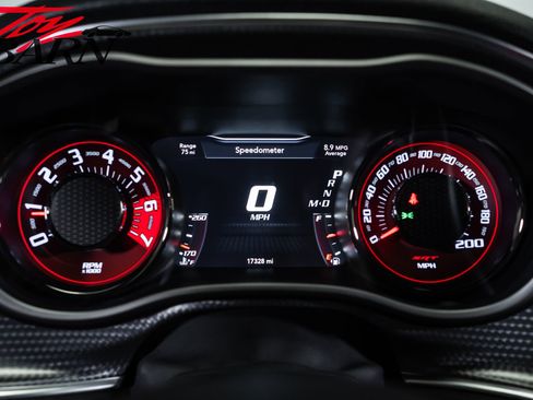 Used 2015 Dodge Challenger SRT Hellcat RWD image 34