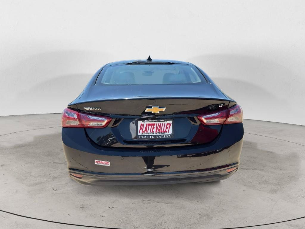 Used 2024 Chevrolet Malibu LT FWD image 11