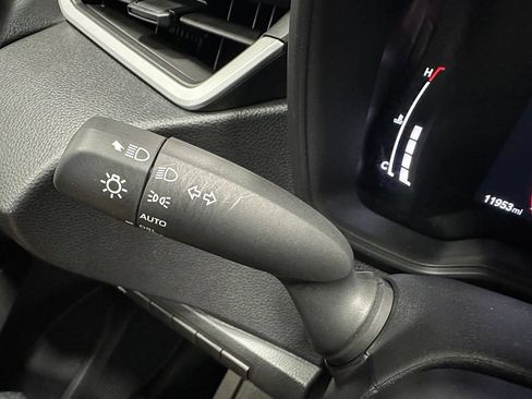 Used 2026 Toyota Corolla LE FWD image 21