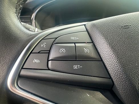 Used 2022 Cadillac XT5 Luxury image 15