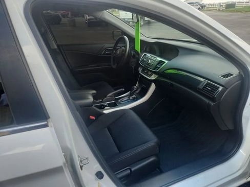 Used 2015 Honda Accord Sport image 5