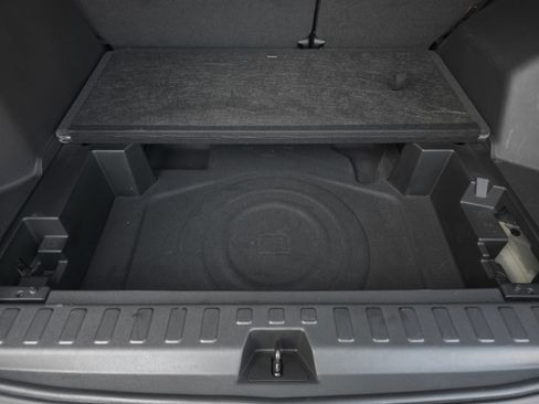 Used 2021 GMC Terrain SLE w/ Driver Convenience Package image 29