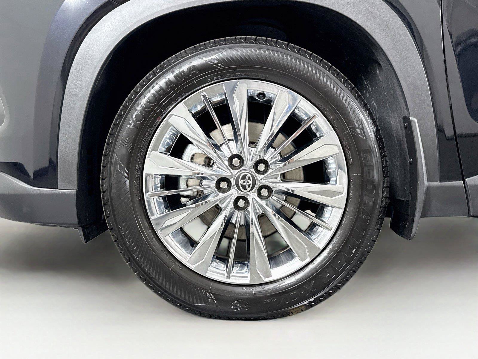 Used 2026 Toyota Grand Highlander AWD image 46